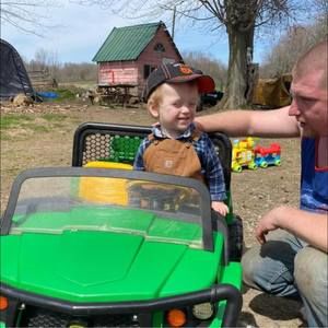 Meet your Posher, Nicholas